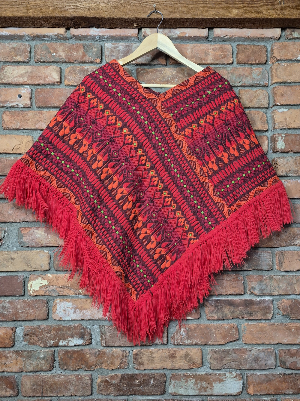 La Dama Guatemalan Hand Loomed Cotton Fringe Poncho Artesian